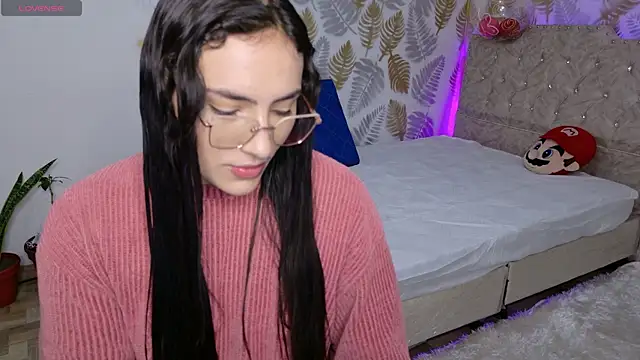 Snapshot of CattleyaAngel chatting on December 2, 5:41 pm CattleyaAngel online show from December 2, 5:41 pm