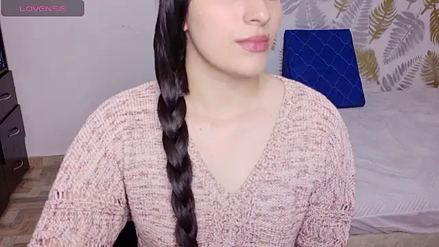 Snapshot of CattleyaAngel chatting on January 9, 2:31 pm CattleyaAngel online show from January 9, 2:31 pm