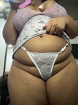 Snapshot of EggedGrowth chatting on March 29, 2:00 am EggedGrowth online show from March 29, 2:00 am