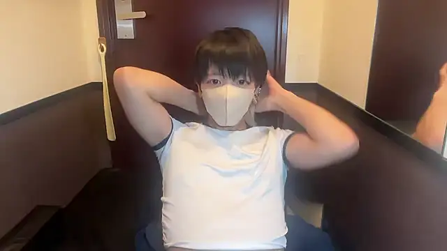 tora3220 online show from October 3, 12:24 pm