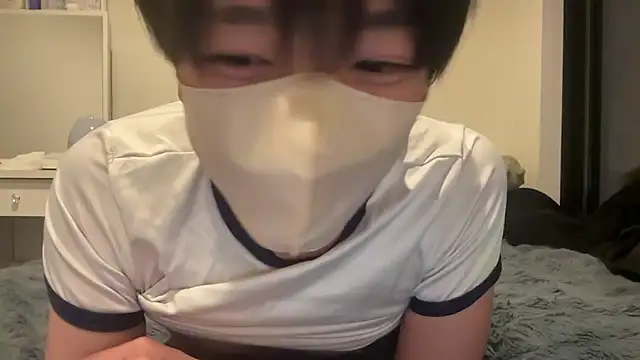 Snapshot of tora3220 chatting on March 29, 12:16 pm tora3220 online show from March 29, 12:16 pm