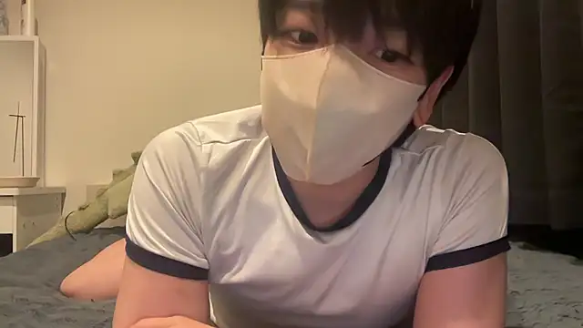Snapshot of tora3220 chatting on May 21, 1:40 pm tora3220 online show from May 21, 1:40 pm