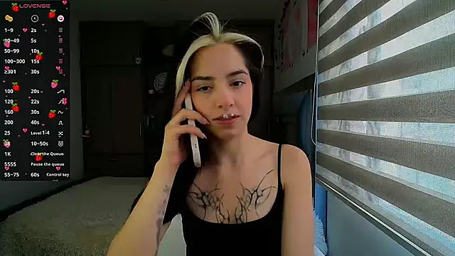 Kittyross online show from November 20, 2:39 pm