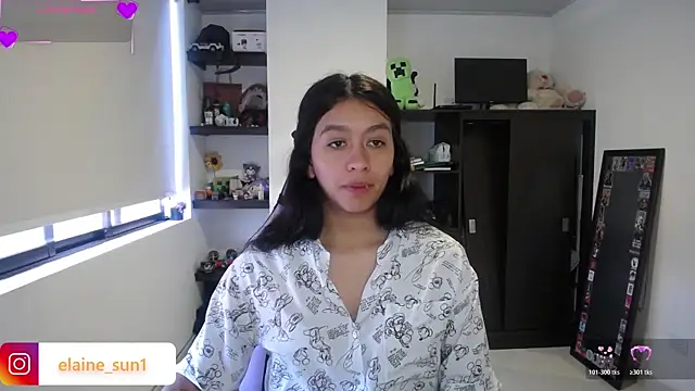 Snapshot of elaine_sun1 chatting on June 3, 10:15 pm elaine sun1 online show from June 3, 10:15 pm