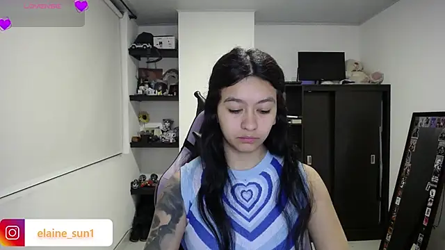 Snapshot of elaine_sun1 chatting on July 1, 2:24 am elaine sun1 online show from July 1, 2:24 am