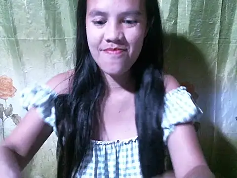 Snapshot of Ligaya_9721 chatting on October 11, 2:37 pm Ligaya 9721 online show from October 11, 2:37 pm