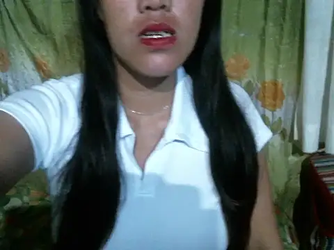 Snapshot of Ligaya_9721 chatting on October 15, 1:00 pm Ligaya 9721 online show from October 15, 1:00 pm