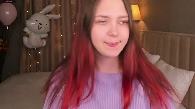 Monica  Queen online show from March 27, 5:35 am