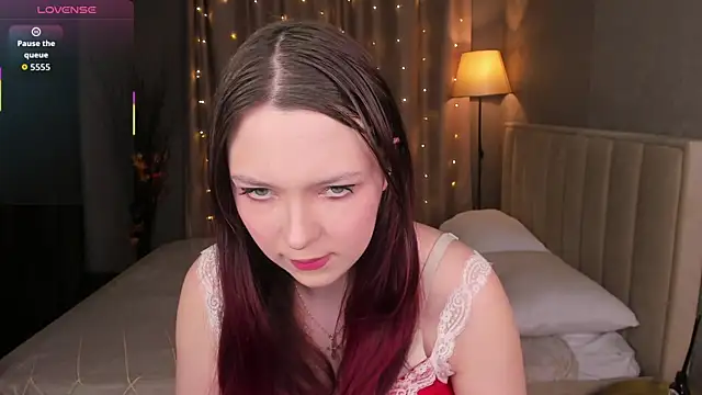 Monica  Queen online show from May 12, 5:37 am