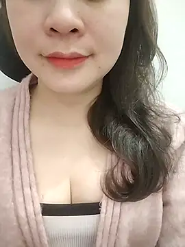 Girl Shy2000 online show from February 6, 2:09 pm