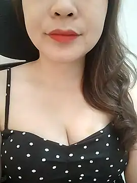 Girl Shy2000 online show from April 24, 4:04 am