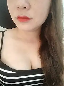 Girl Shy2000 online show from May 5, 3:58 am