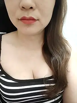 Girl Shy2000 online show from May 9, 1:11 am