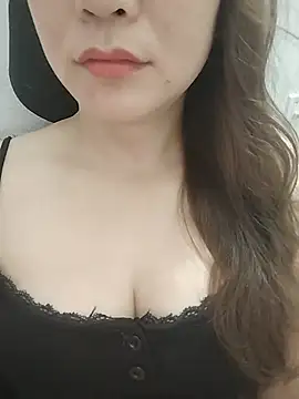 Girl Shy2000 online show from June 25, 9:41 pm