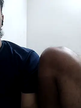 Snapshot of Ilhaamgrey chatting on October 12, 7:46 pm Ilhaamgrey online show from October 12, 7:46 pm