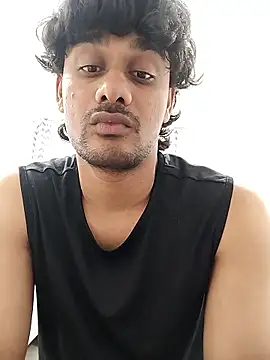 Snapshot of Ilhaamgrey chatting on January 8, 8:16 am Ilhaamgrey online show from January 8, 8:16 am