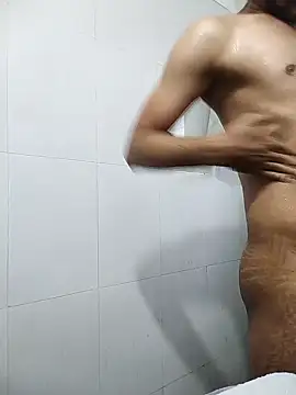 Snapshot of Ilhaamgrey chatting on January 11, 11:48 am Ilhaamgrey online show from January 11, 11:48 am