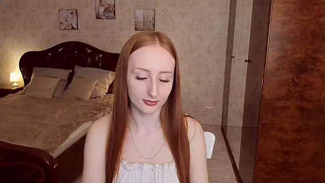 TwilightSerena online show from February 5, 7:40 pm