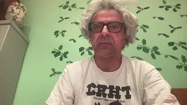 Snapshot of chtentation chatting on February 1, 9:46 pm chtentation online show from February 1, 9:46 pm