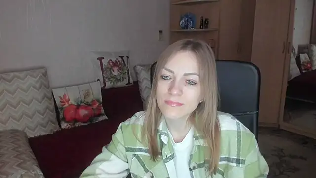 Snapshot of Tiffany_Bates chatting on January 8, 11:23 am Tiffany Bates online show from January 8, 11:23 am