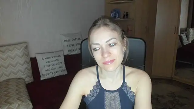 Snapshot of Tiffany_Bates chatting on January 11, 3:44 am Tiffany Bates online show from January 11, 3:44 am