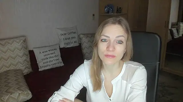 Snapshot of Tiffany_Bates chatting on January 19, 3:10 am Tiffany Bates online show from January 19, 3:10 am