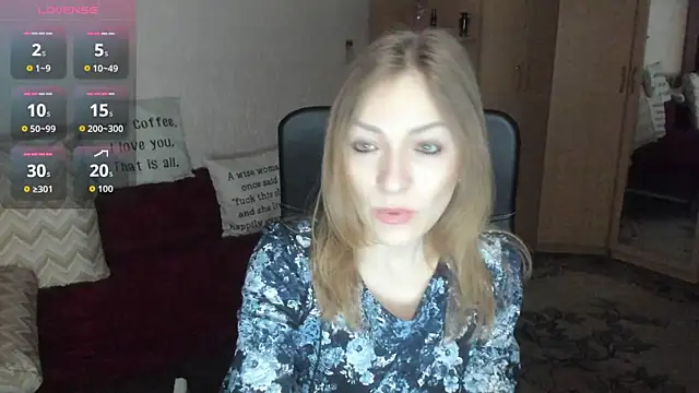 Snapshot of Tiffany_Bates chatting on April 27, 3:26 am Tiffany Bates online show from April 27, 3:26 am