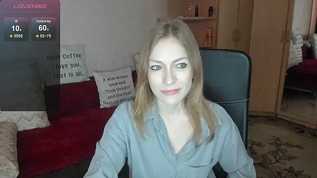 Snapshot of Tiffany_Bates chatting on May 3, 9:04 am Tiffany Bates online show from May 3, 9:04 am