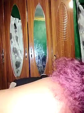 Snapshot of HORNYMELONS22xx chatting on December 16, 6:24 pm HORNYMELONS22xx online show from December 16, 6:24 pm