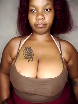 Snapshot of HORNYMELONS22xx chatting on December 21, 7:21 pm HORNYMELONS22xx online show from December 21, 7:21 pm