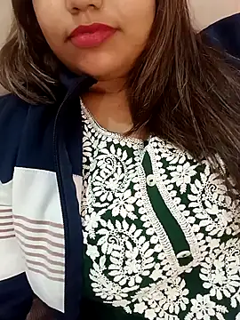 Miss Rose   online show from November 18, 7:24 am