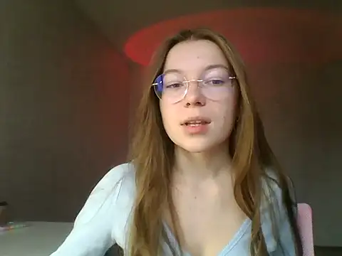 Snapshot of Melirynn chatting on October 24, 8:55 am Melirynn online show from October 24, 8:55 am