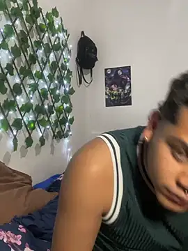 AaronMars  online show from October 11, 5:11 pm