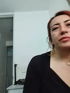 scarlett orange online show from February 5, 3:49 pm