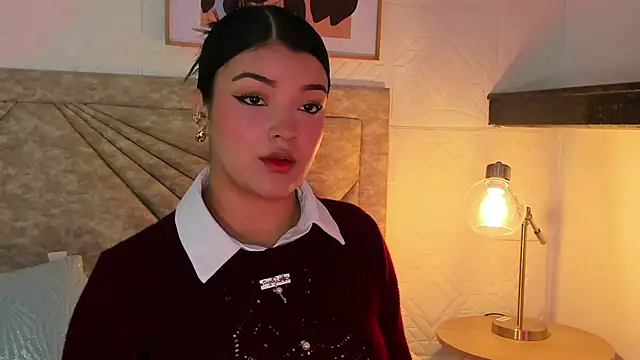 EmmaBlossom online show from February 5, 12:43 pm