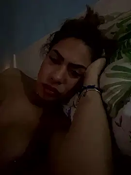 Snapshot of Naomi24herr chatting on January 12, 2:06 am Naomi24herr online show from January 12, 2:06 am