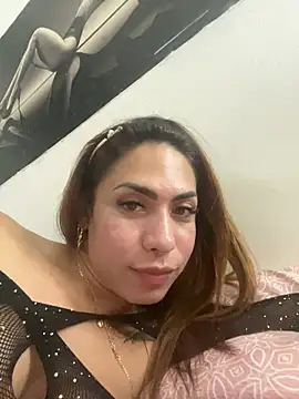 Naomi24herr online show from May 25, 3:23 am