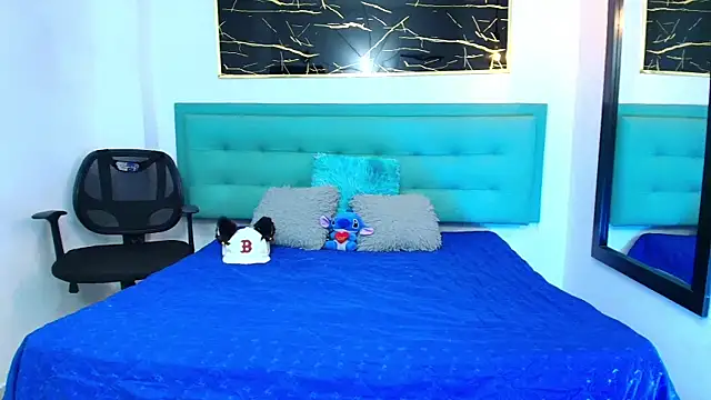 Lovers 21 online show from October 12, 5:06 am