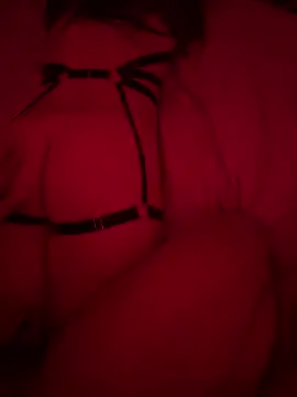 Snapshot of nuanceshadow chatting on November 2, 11:18 pm nuanceshadow online show from November 2, 11:18 pm