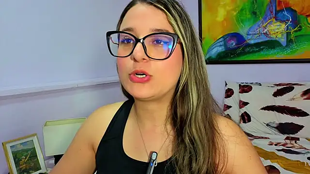 Snapshot of katiaa_lovv chatting on March 24, 12:21 pm katiaa lovv online show from March 24, 12:21 pm