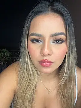 Snapshot of itsdanividarte chatting on October 10, 11:26 pm itsdanividarte online show from October 10, 11:26 pm