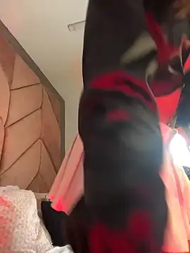 ChloeRosses online show from March 10, 4:06 am