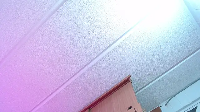 Snapshot of Amy66 chatting on December 19, 12:56 pm Amy66 online show from December 19, 12:56 pm