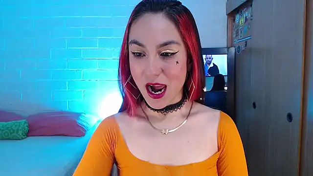 Snapshot of Amy66 chatting on February 26, 4:44 am Amy66 online show from February 26, 4:44 am