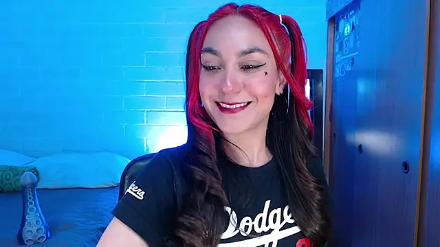 Snapshot of Amy66 chatting on March 25, 5:13 am Amy66 online show from March 25, 5:13 am