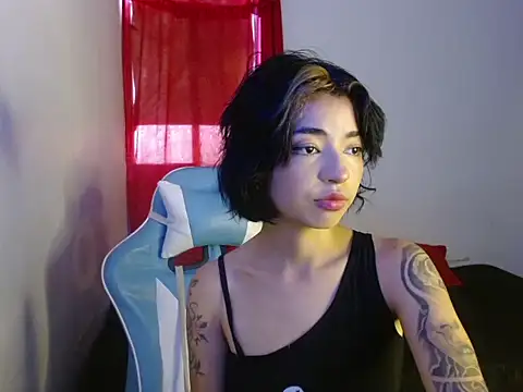 kiyusweetcrazy online show from October 19, 5:57 pm