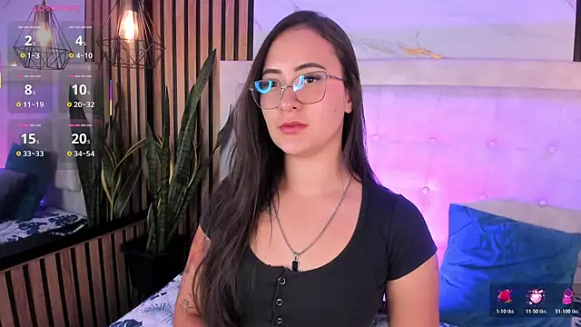 Honey noir online show from November 12, 8:30 pm