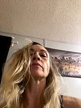 vixen eyes online show from September 26, 12:53 pm