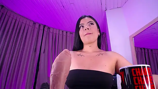 Tamararosses online show from March 30, 1:45 pm