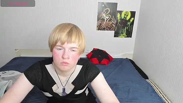 Cattie w  online show from November 14, 1:15 am